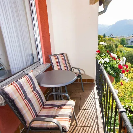 Sandra Mueller Apartament Burg (Bernkastel-Wittlich)